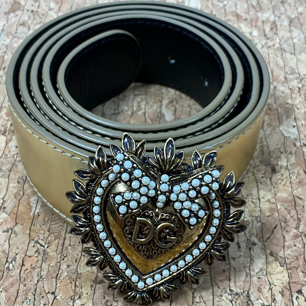 Iconic Rare Dolce & Gabbana Devotion Heart Pearl Gold Statement Belt Women's M